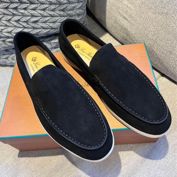 BRAND NEW - Picture 3 of 4